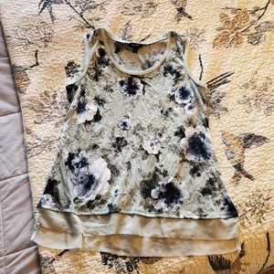 Simply Vera Wang tank top